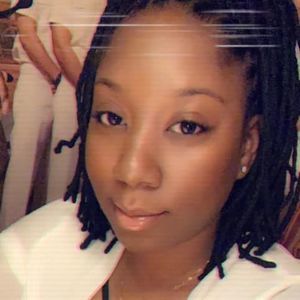 Meet your Posher, Alyssa